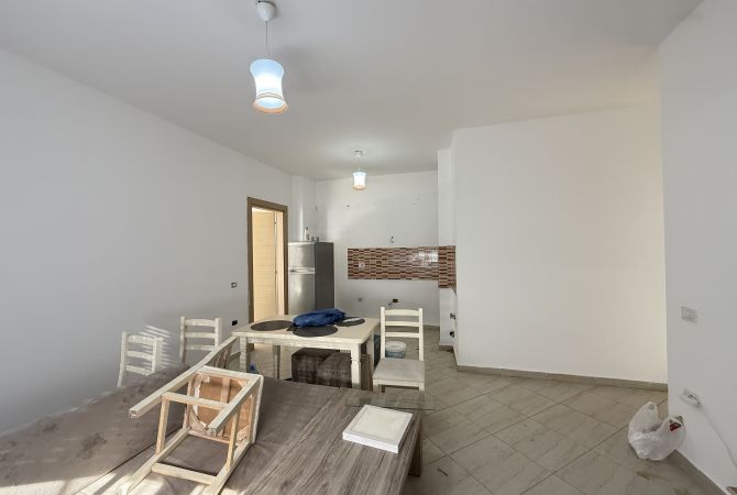 Shtepi me qera 2+1 ne Tirane - 600 Euro