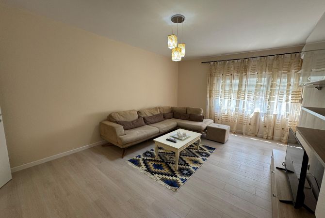 Shtepi me qera 3+1 ne Tirane - 700 Euro