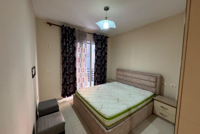 Shtepi me qera 2+1 ne Tirane - 480 Euro
