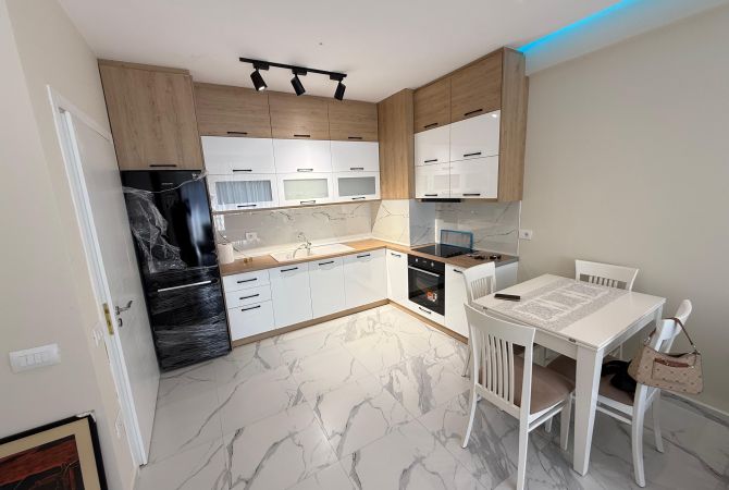 Shtepi me qera 1+1 ne Tirane - 450 Euro