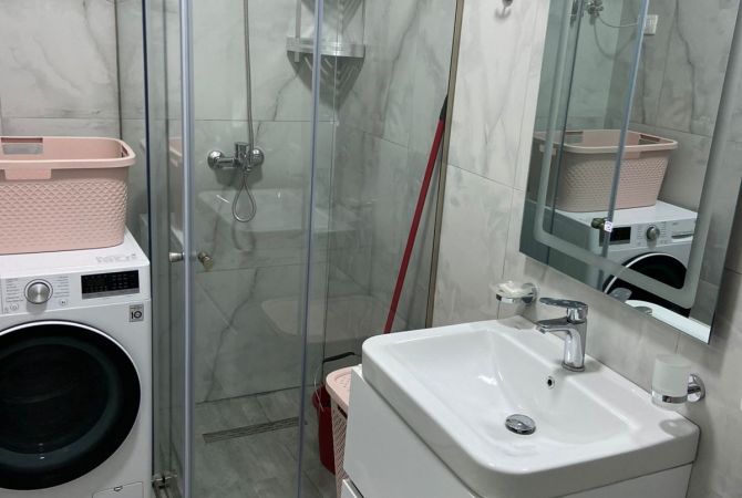 Shtepi me qera Apartament ne Tirane, 1+1, Mobilimi E mobiluar, Pagesa 550  Euro.