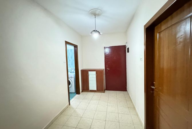 Shtepi ne shitje Apartament ne Tirane, 2+1, Mobilimi E mobiluar, Pagesa 165,000  Euro.