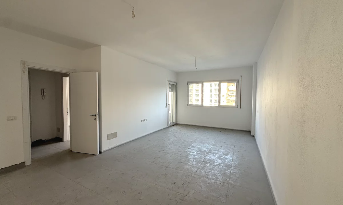 Apartment for sale in Tirana 1+1, Emty
