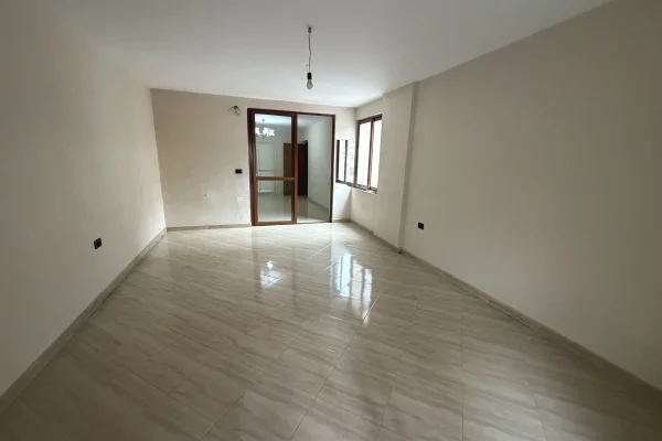 Shtepi me qera 3+1 ne Tirane - 500 Euro