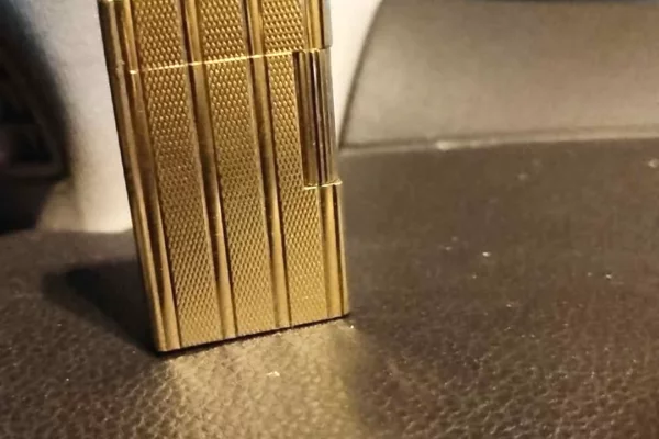 Artikuj te ndryshem ne Kavaje - 100 Euro