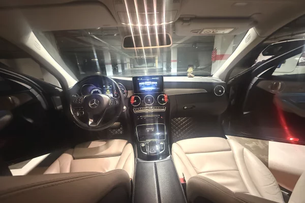 Auto in Vendita a Tirana - 17,000 Euro