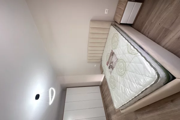 Shtepi me qera 2+1 ne Tirane - 450 Euro