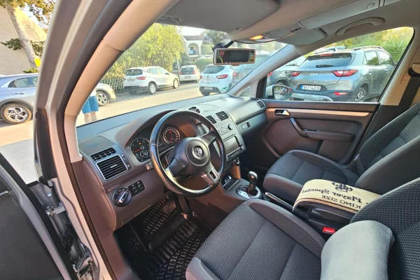 Cars for sale in Fier, Volkswagen, 2011 Diesel,Kambio Automatik Payment 7,000  Euro.