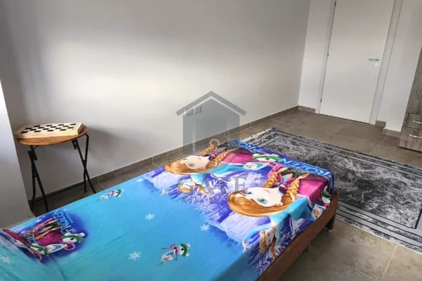 Shtepi me qera Apartament ne Durres, 2+1, Mobilimi E mobiluar, Pagesa 320  Euro.