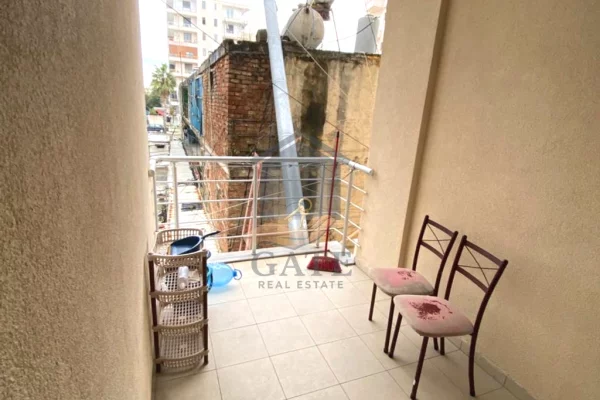 Shtepi me qera Apartament ne Durres, 1+1, Mobilimi E mobiluar, Pagesa 250  Euro.