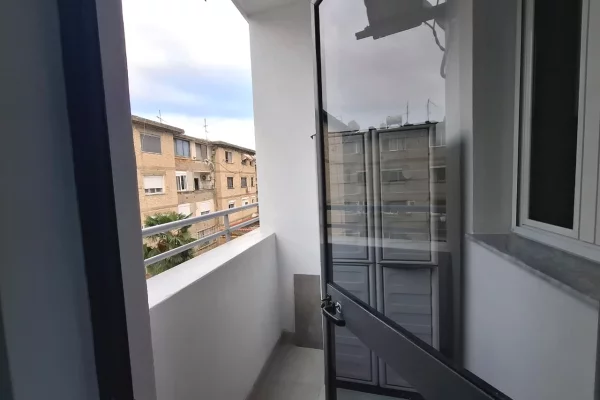 Shtepi me qera 1+1 ne Durres - 300 Euro