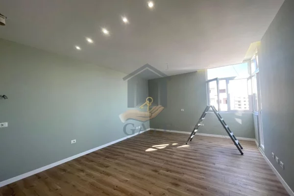 Shtepi ne shitje Apartament ne Durres, 2+1, Mobilimi Bosh, pa mobiluar, Pagesa 123,000  Euro.