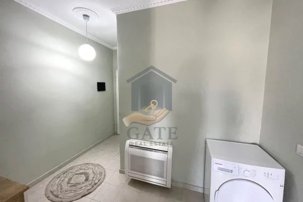 Shtepi ne shitje Apartament ne Durres, 2+1, Mobilimi E mobiluar, Pagesa 233,000  Euro.