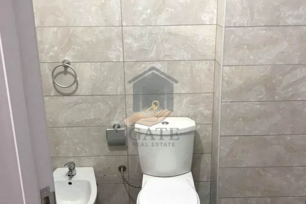 Shtepi ne shitje Apartament ne Durres, 2+1, Mobilimi E mobiluar, Pagesa 300,000  Euro.