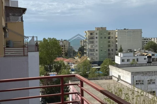 Shtepi ne shitje 2+1 ne Durres - 165,000 Euro