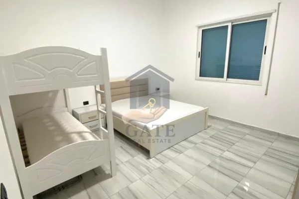 Shtepi ne shitje Apartament ne Durres, 2+1, Mobilimi E mobiluar, Pagesa 105,000  Euro.
