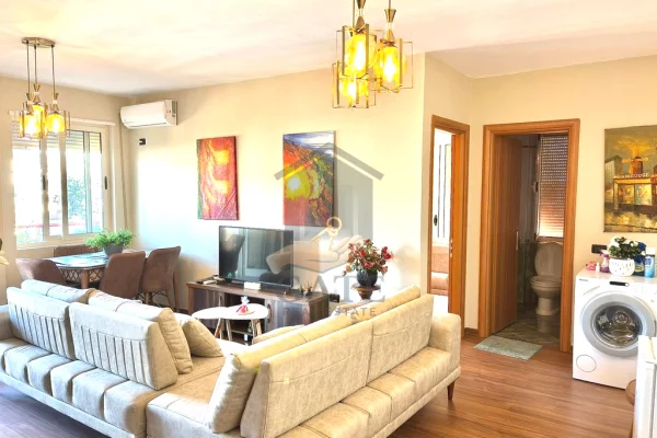 Shtepi ne shitje Apartament ne Durres, 1+1, Mobilimi E mobiluar, Pagesa 90,000  Euro.