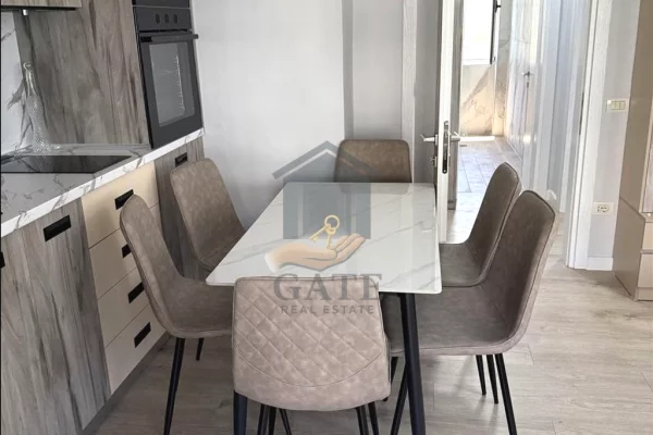 Shtepi ne shitje Apartament ne Durres, 1+1, Mobilimi E mobiluar, Pagesa 102,000  Euro.