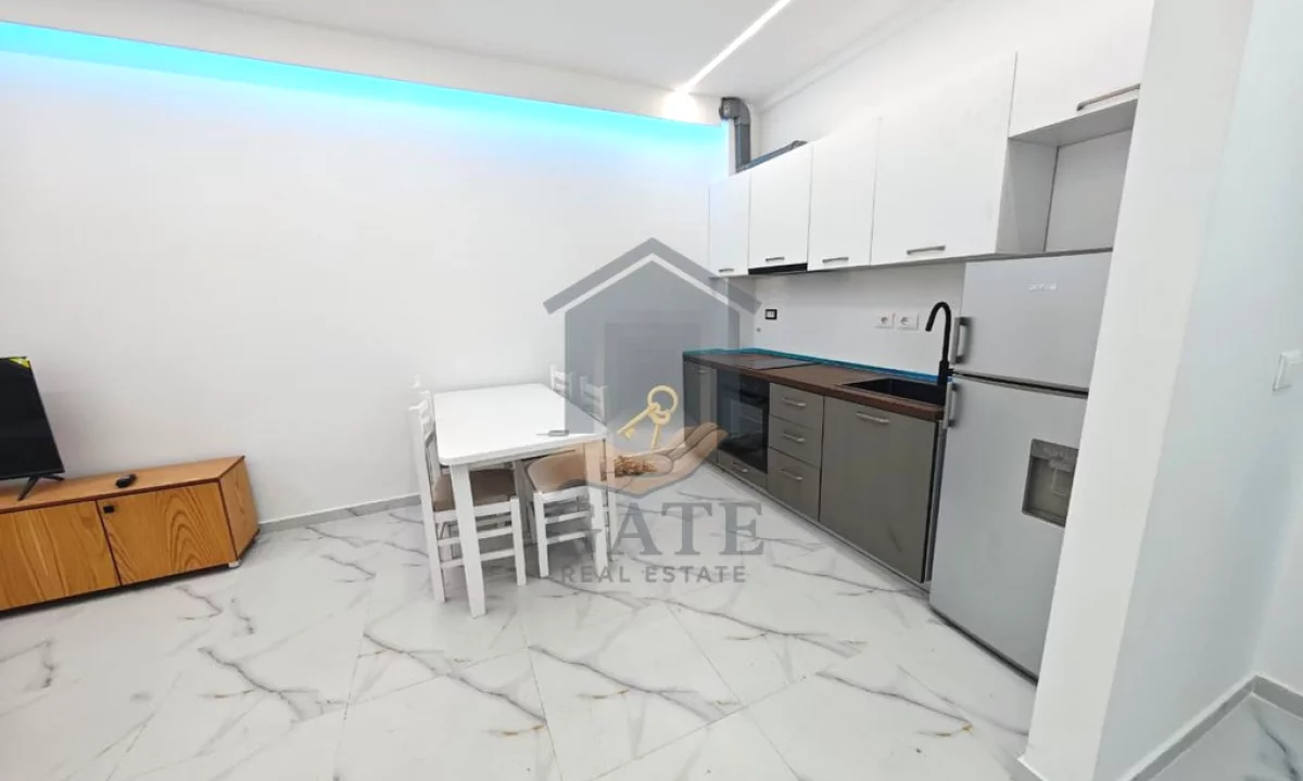 Shtepi ne shitje Apartament ne Durres, 1+1, Mobilimi E mobiluar, Pagesa 93,000  Euro.