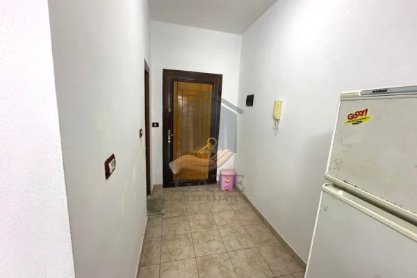 Shtepi ne shitje Apartament ne Durres, 1+1, Mobilimi E mobiluar, Pagesa 70,000  Euro.