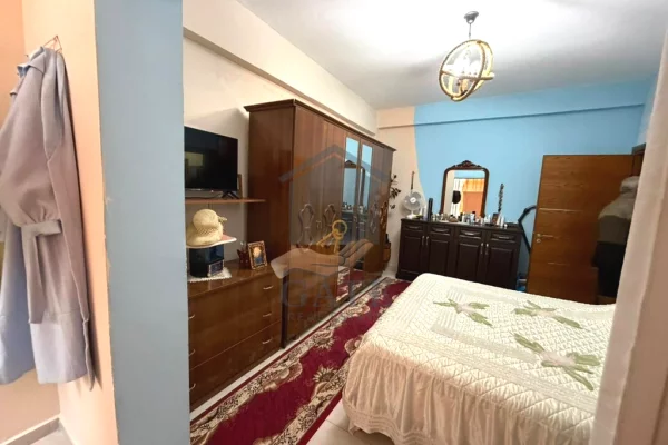 Shtepi ne shitje Apartament ne Durres, 1+1, Mobilimi E mobiluar, Pagesa 100,000  Euro.