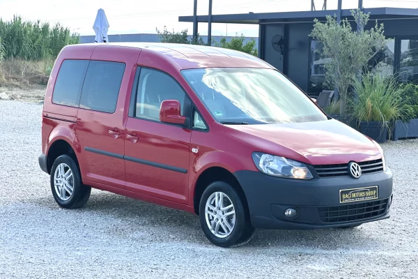 Cars for sale in Durres - 700,000 Leke