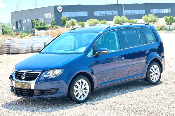 Cars for sale in Durres - 550,000 Leke