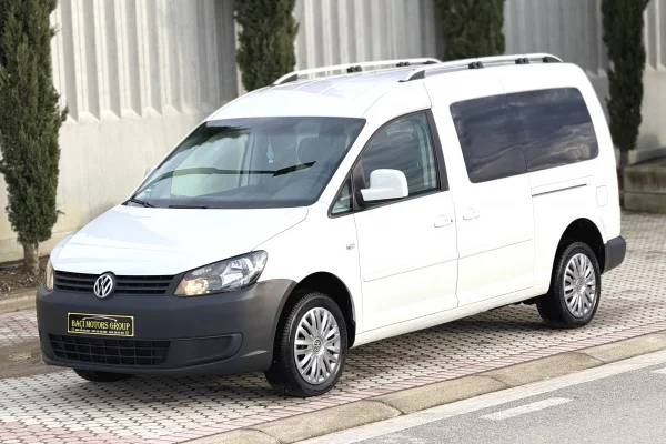 Cars for sale in Durres - 920,000 Leke