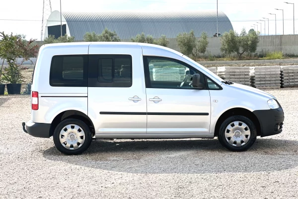 Cars for sale in Durres, Volkswagen, 2008 Diesel,Kambio Manual Payment 550,000  Leke.