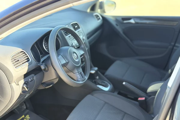 Cars for sale in Durres, Volkswagen, 2010 Diesel,Kambio Automatik Payment 6,800,000  Leke.