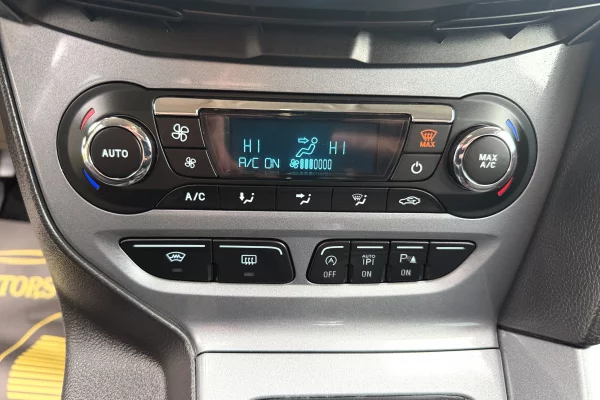 Cars for sale in Durres, Ford, 2012 Diesel,Kambio Manual Payment 520,000  Leke.