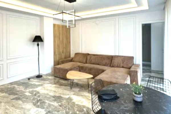 Shtepi me qera 1+1 ne Tirane - 650 Euro