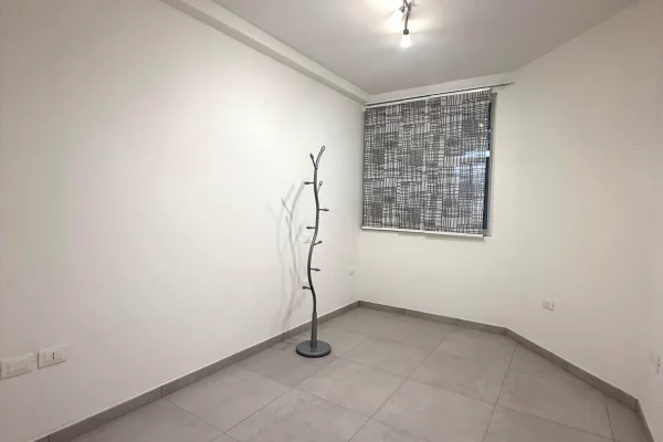 Shtepi me qera Apartament ne Tirane, 2+1, Mobilimi E mobiluar, Pagesa 600  Euro.