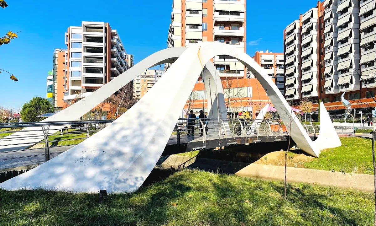 Apartment for sale in Tirana 2+1, Emty