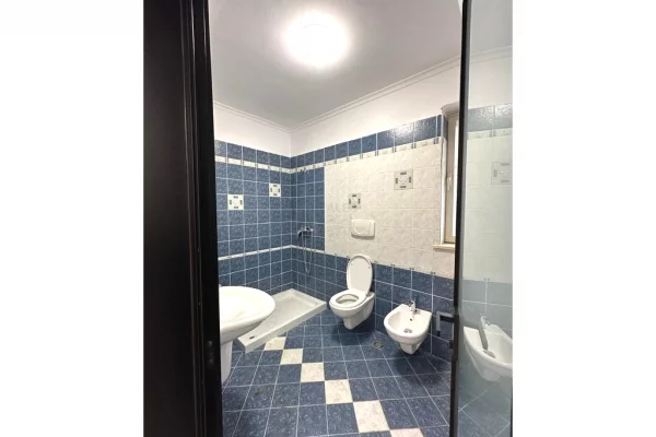 Shtepi ne shitje 1+1 ne Tirane - 158,000 Euro