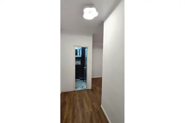 Shtepi ne shitje Apartament ne Tirane, 2+1, Mobilimi Bosh, pa mobiluar, Pagesa 218,000  Euro.