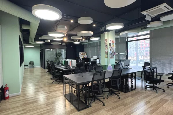  Ambient Biznesi Ekskluziv me Qira – Lokacion Strategjik!