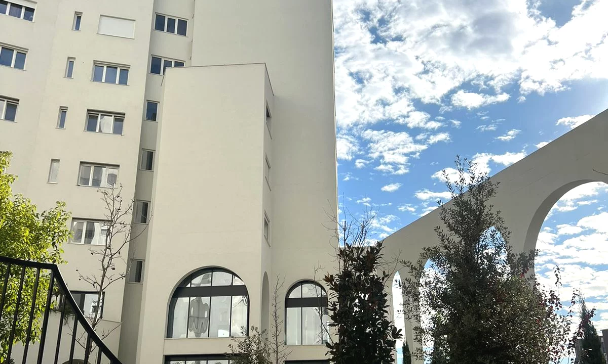 Shtepi me qera Apartament ne Tirane, 1+1, Mobilimi E mobiluar, Pagesa 550  Euro.