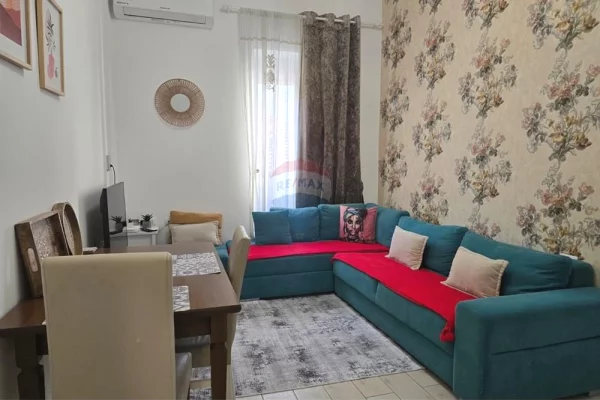 Shtepi me qera 1+1 ne Tirane - 600 Euro