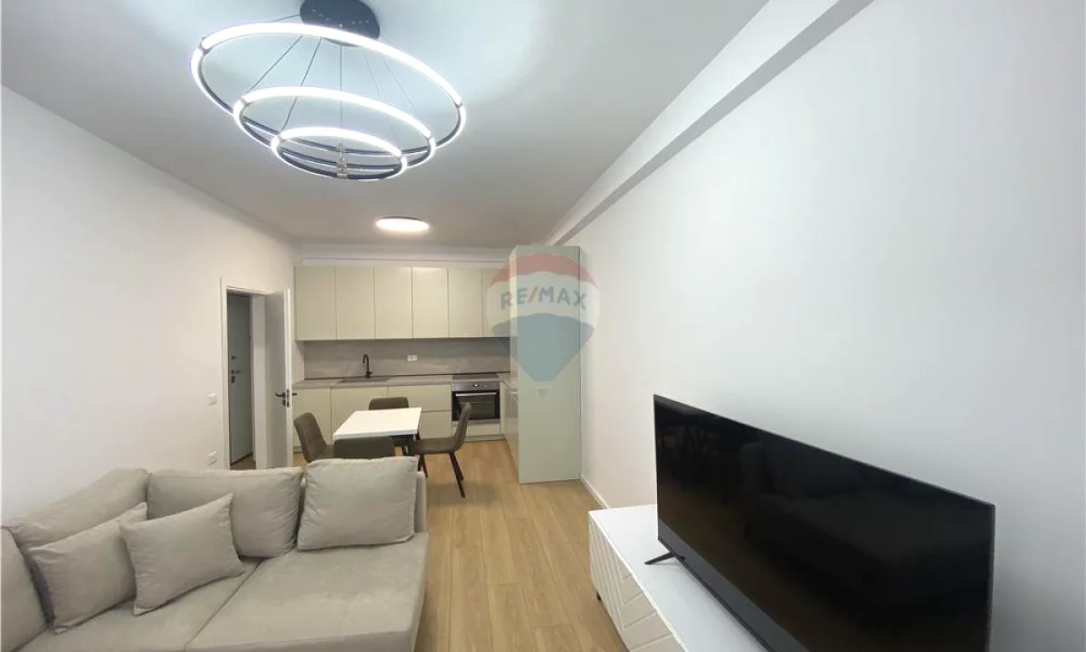 Shtepi ne shitje Apartament ne Tirane, 2+1, Mobilimi E mobiluar, Pagesa 85,000  Euro.
