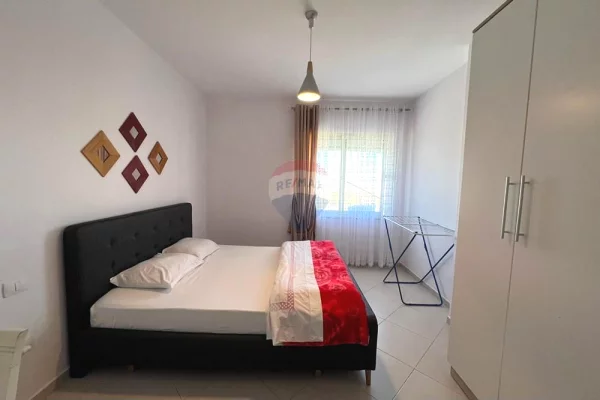 Shtepi ne shitje Apartament ne Tirane, 2+1, Mobilimi E mobiluar, Pagesa 85,000  Euro.