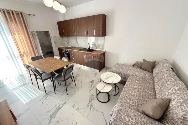 Apartament 2+1+verande për Qira 📍 Mullet, kati i 2 i një vile moderne