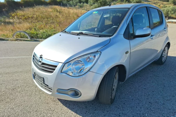Cars for sale in Elbasan, Opel, 2012 gasoline-gas,Kambio Automatik Payment 4,600  Euro.