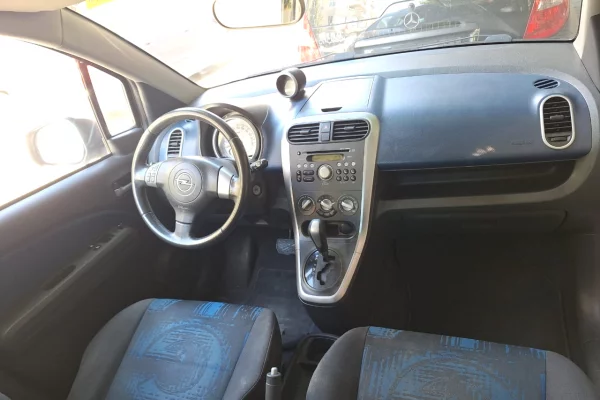 Cars for sale in Elbasan, Opel, 2012 gasoline-gas,Kambio Automatik Payment 4,600  Euro.