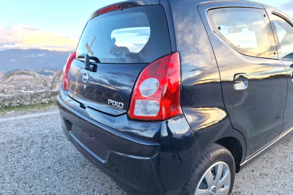 Makina ne shitje ne Lushnje, Nissan, 2010 Benzine,Kambio Automatik Pagesa 4,300  Euro.