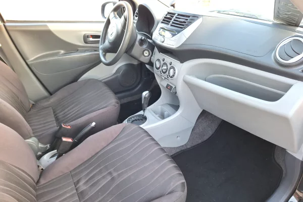 Makina ne shitje ne Lushnje, Nissan, 2010 Benzine,Kambio Automatik Pagesa 4,300  Euro.