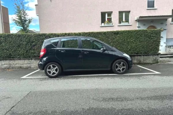 Makina ne shitje  ne Elbasan - 4,300 Euro