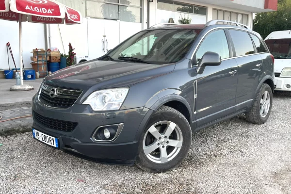 Makina ne shitje ne Tirane - 6,300 Euro