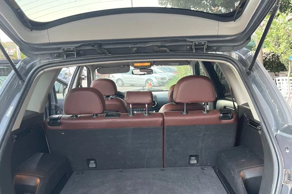 Makina ne shitje ne Tirane, Opel, 2012 Diesel,Kambio Automatik Pagesa 6,300  Euro.