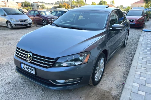 Makina ne shitje ne Tirane, Volkswagen, 2014 Diesel,Kambio Automatik Pagesa 7,500  Euro.